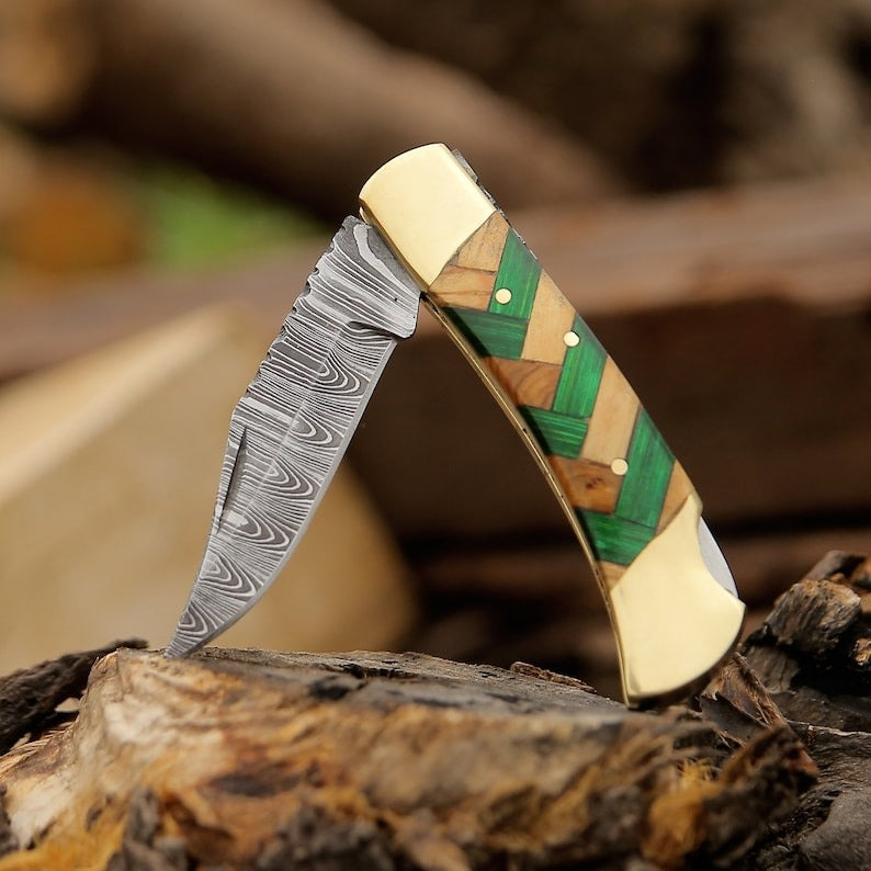 Handmade Damascus Steel Folding Pocket Knife with Zig Zag Green Design and Leather Sheath